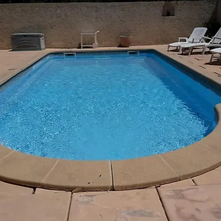 Jolie Avec Piscine Holiday home